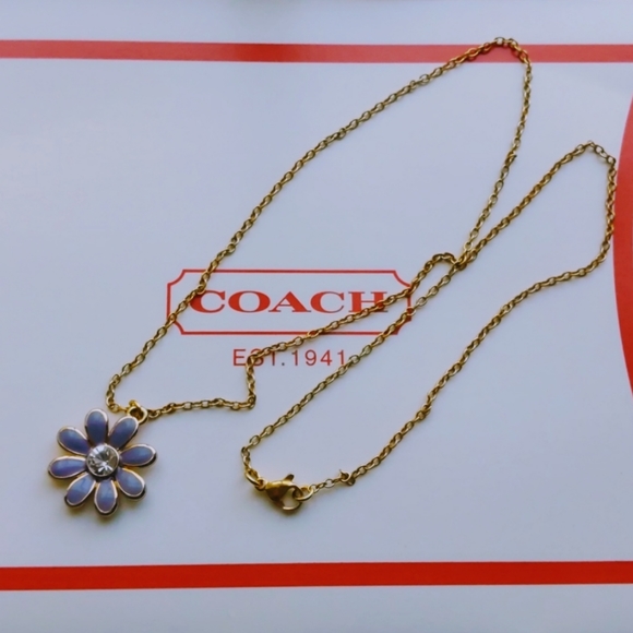 Coach Paved Daisy Flower Charm Gold Plated … - Picture 3 of 7